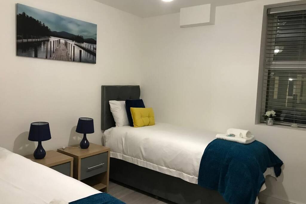 Marie'S Serviced Apartments- 2 Bedroom City Stay Bedford Exteriör bild