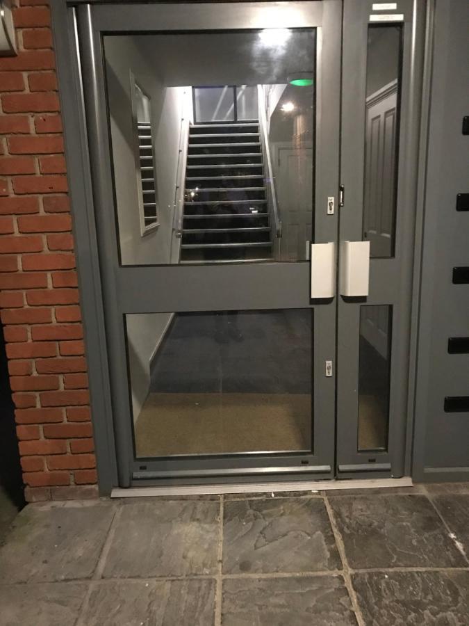 Marie'S Serviced Apartments- 2 Bedroom City Stay Bedford Exteriör bild