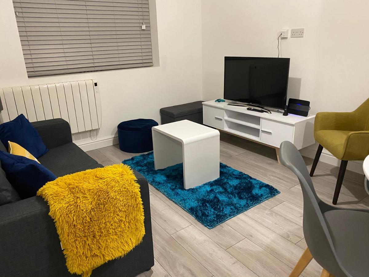 Marie'S Serviced Apartments- 2 Bedroom City Stay Bedford Exteriör bild
